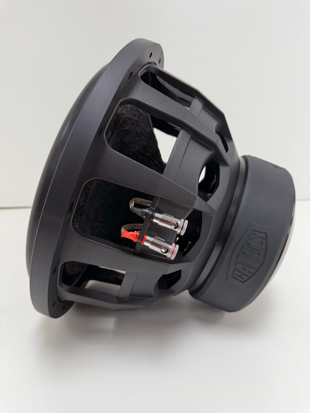 Alpha 15 Basket/Side View