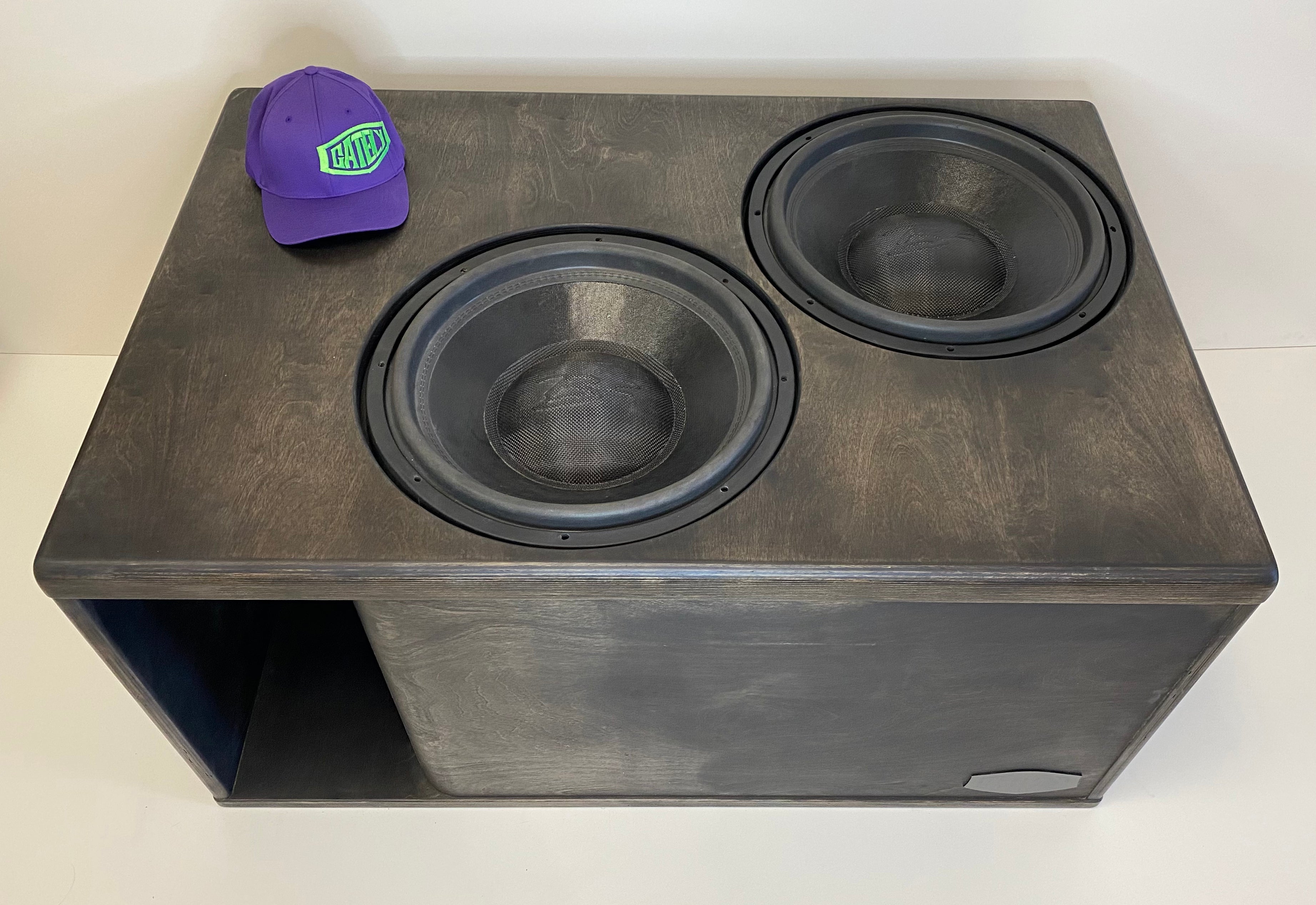 12.5cf - 2 x 18” Subs Up Port Back